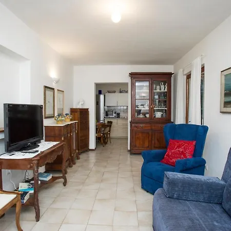 Tiziana In * מרינה די קמפו